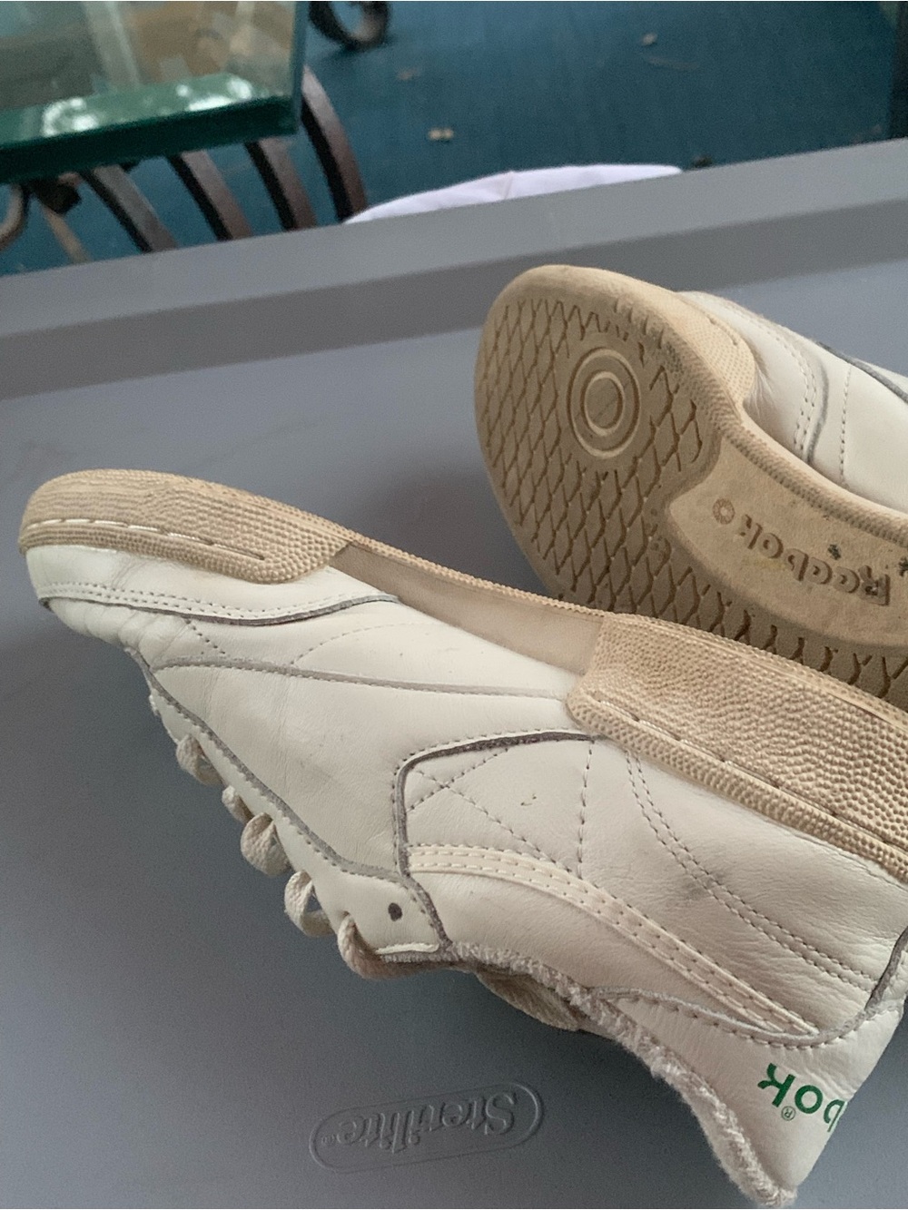 Vintage Reebok Sneakers - Picture 7 of 8